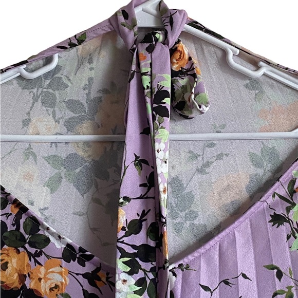 ASOS DESIGN size 2 petite floral backless halter pleated mini dress (multicolor) - Picture 11 of 11